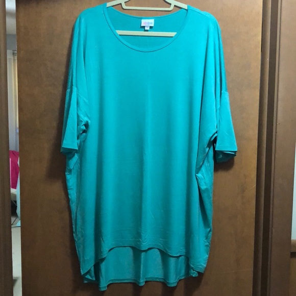 LuLaRoe Tops - LuLaRoe Irma